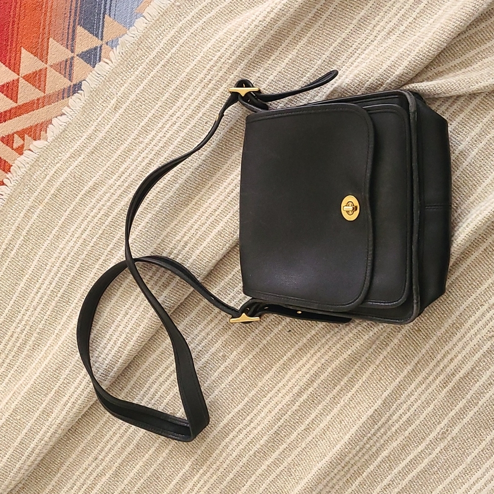 Vintage black coach shoulder bag
